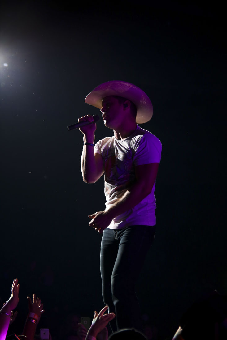 Dustin_Lynch_btobinphoto-1 (5)