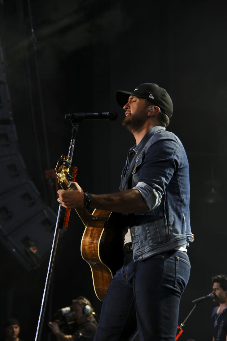 Luke Bryan Kick The Dust Up Tour btobinphoto-155
