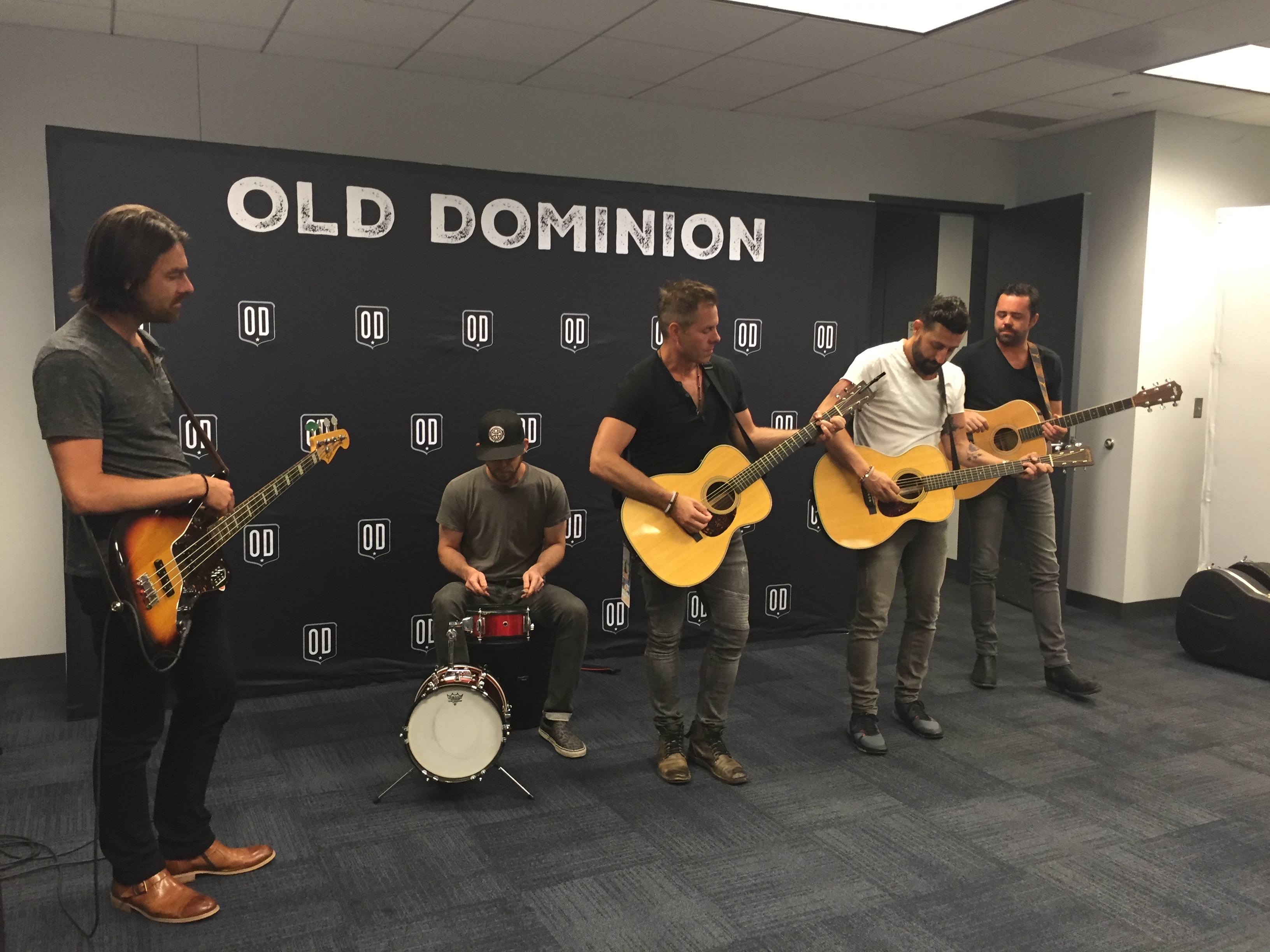 Old Dominion - image (4)