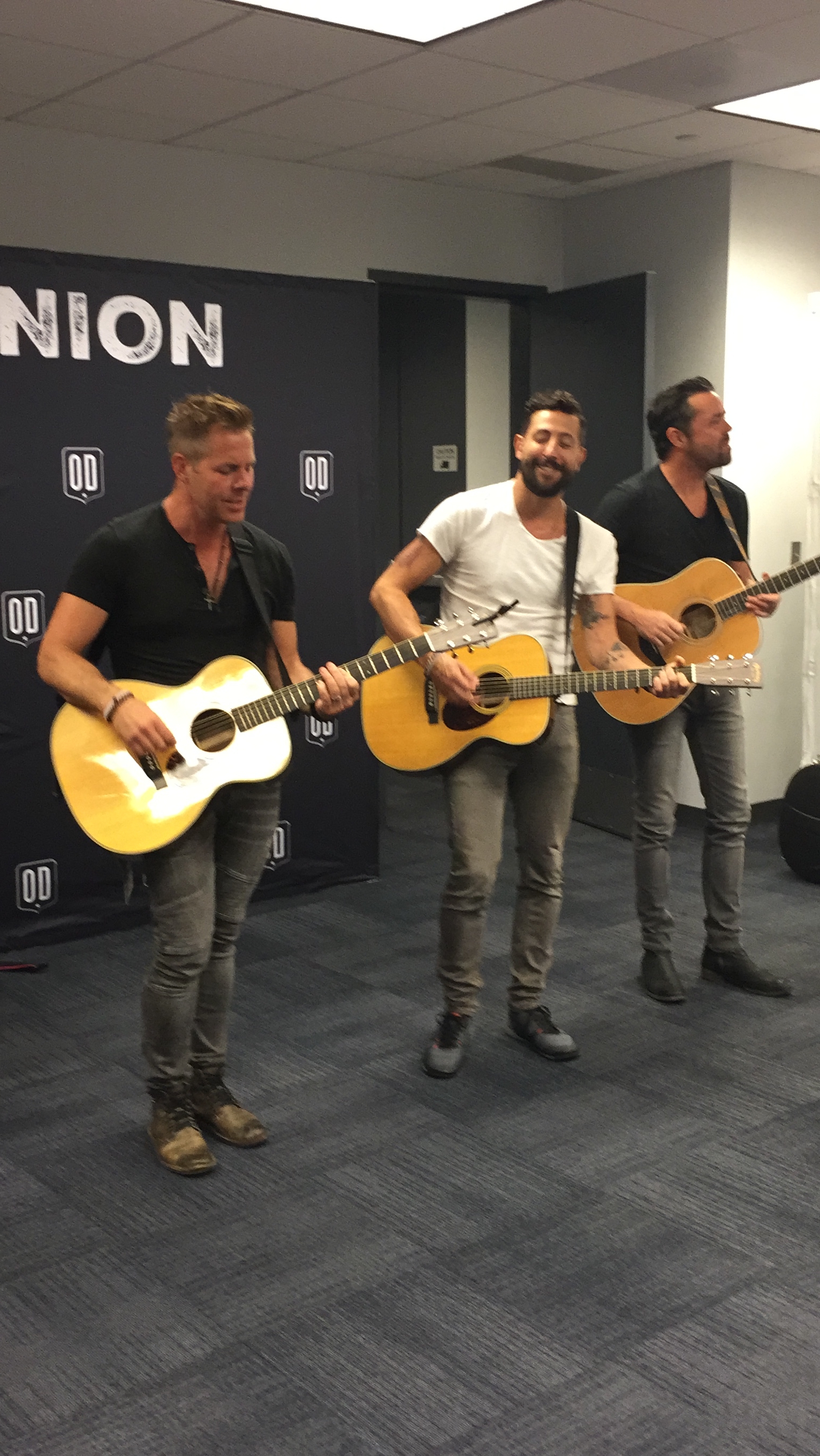 Old Dominion - image (5)