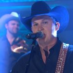 Jon Pardi Brings Country To New York With His Latest No.1 Single, “Dirt On My Boots” [Watch]